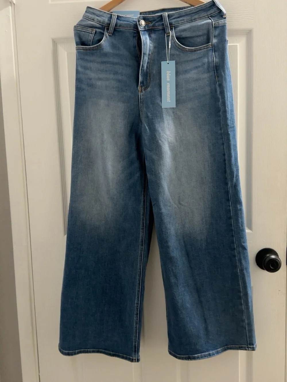Women's Wide-Leg Blue Jeans